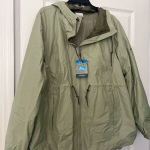 Columbia Hooded Rain Jacket NWT!!